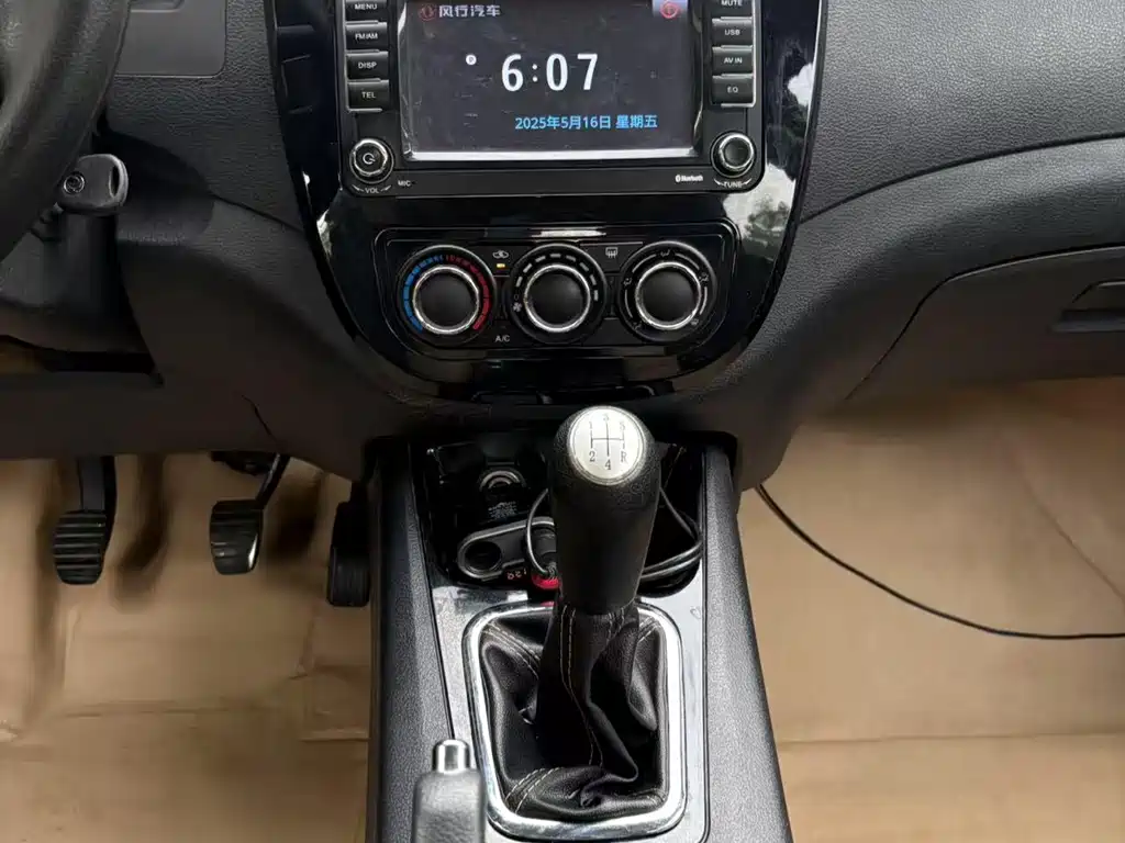 Dongfeng X3 2015 1.5L Comfort