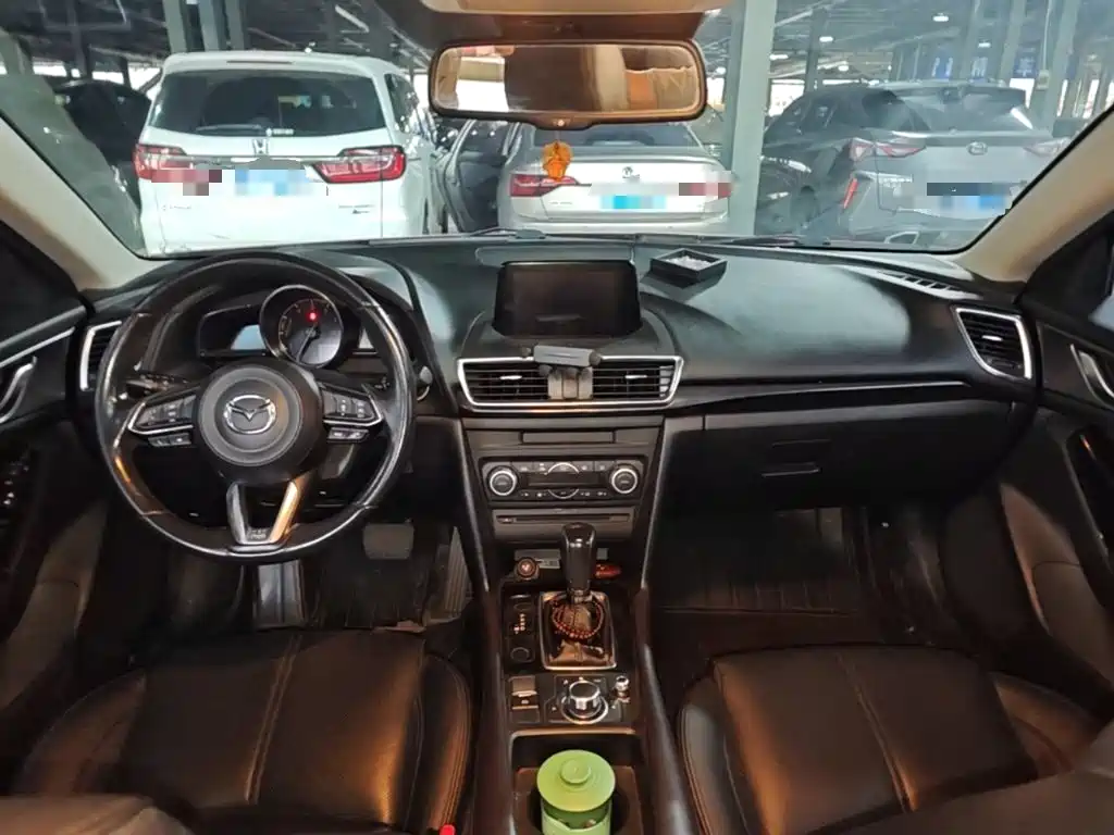 Mazda 3 Axela — миниатюра 10