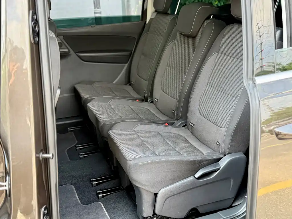Volkswagen Sharan — миниатюра 14