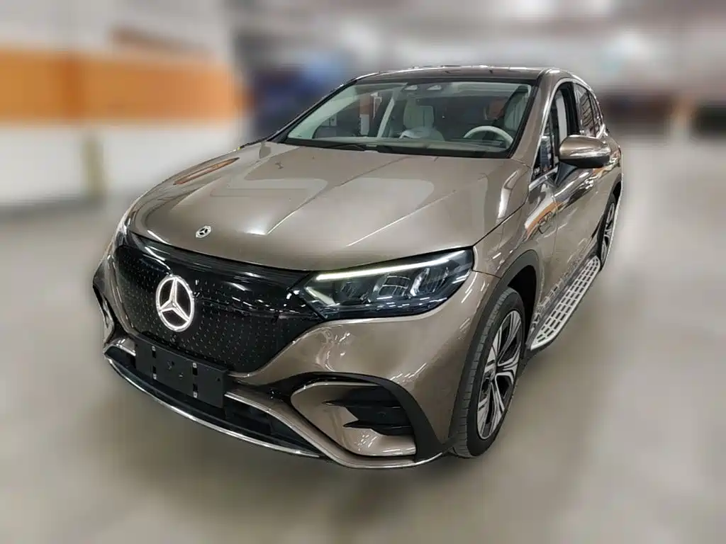 Mercedes-Benz EQE SUV — миниатюра 3
