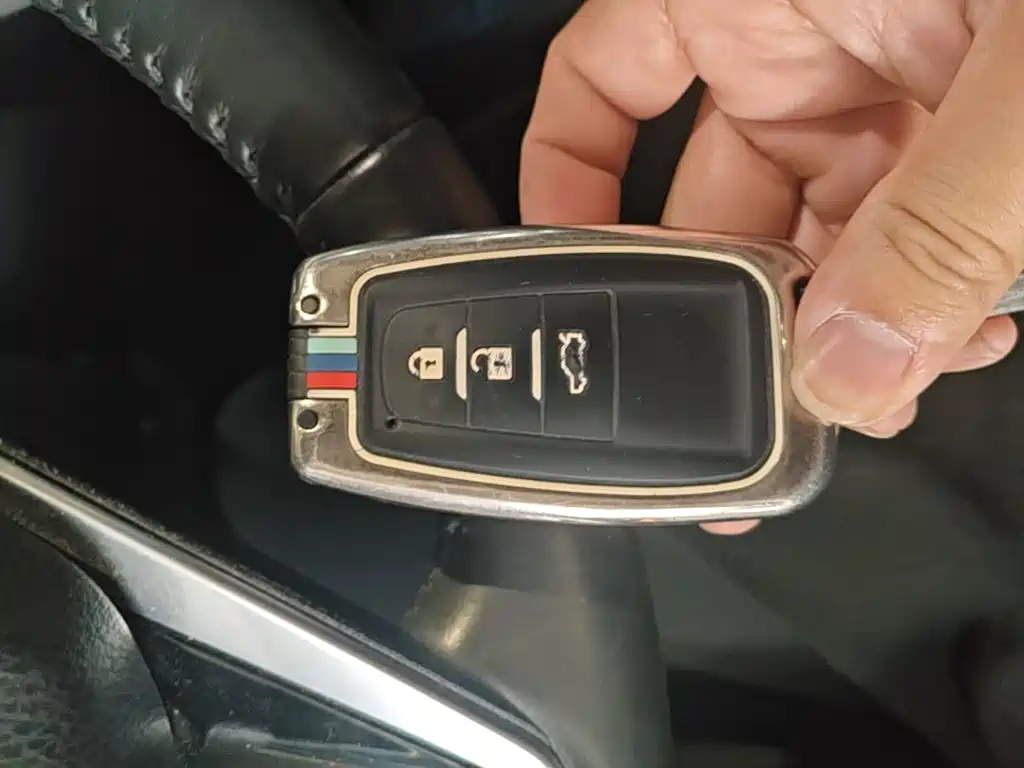 Toyota Camry — миниатюра 9