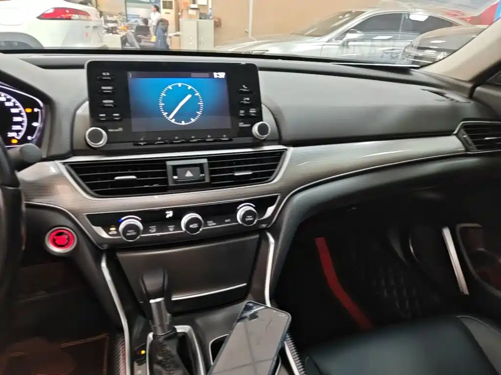 Honda Accord — миниатюра 10