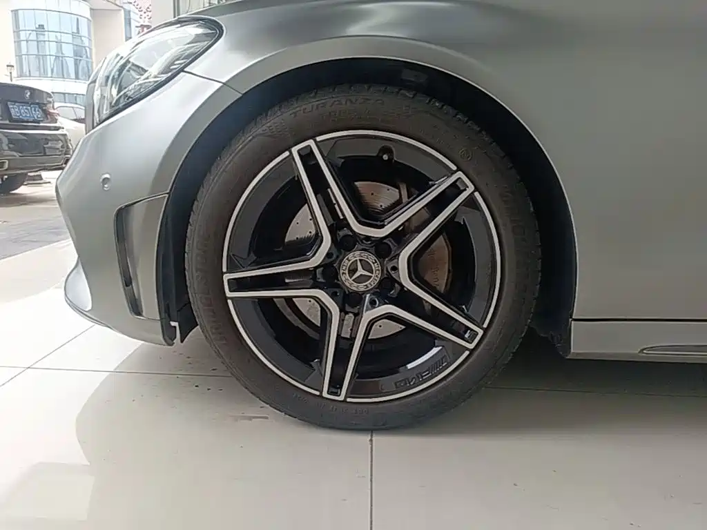 Mercedes-Benz C-Class (Import) — миниатюра 23