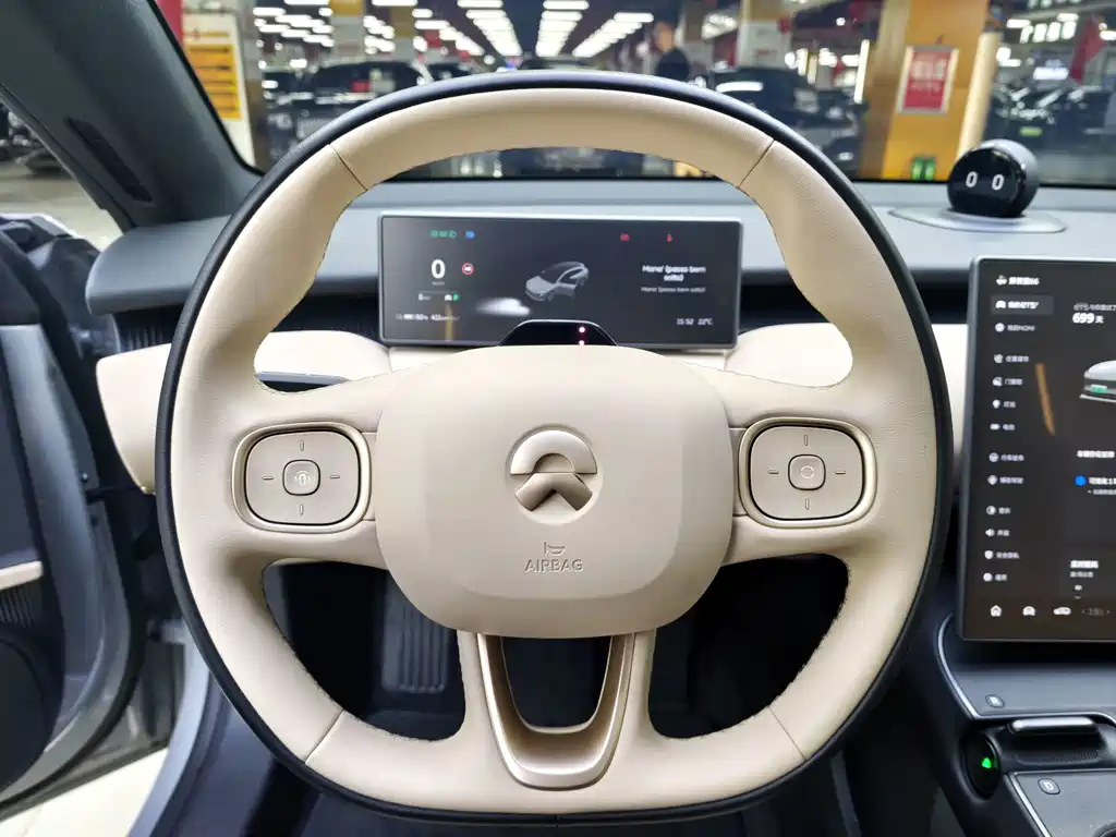 NIO ET5T — миниатюра 13