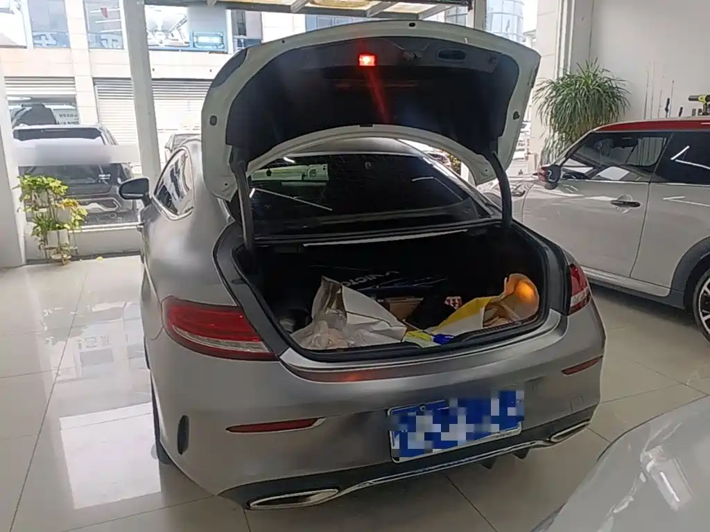 Mercedes-Benz C-Class (Import) — миниатюра 19