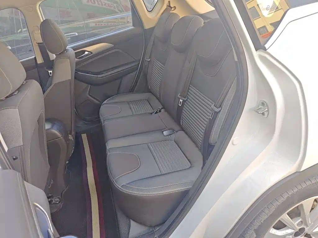 BAIC X3 — миниатюра 15