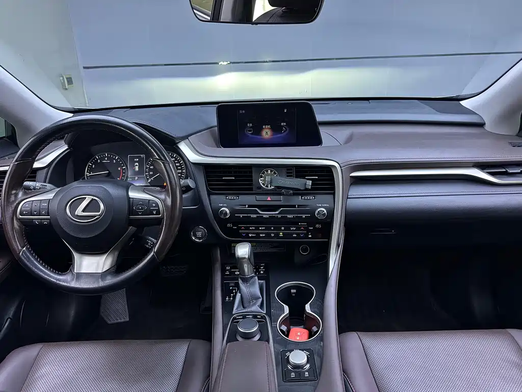 Lexus RX — миниатюра 7