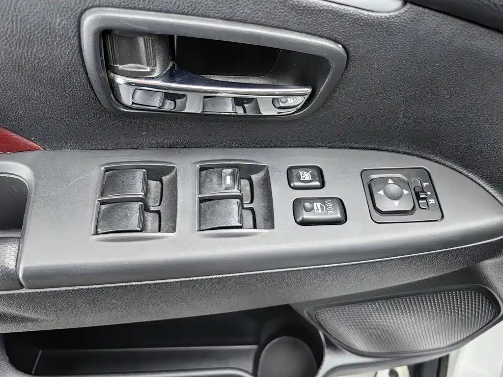 Mitsubishi ASX — миниатюра 9