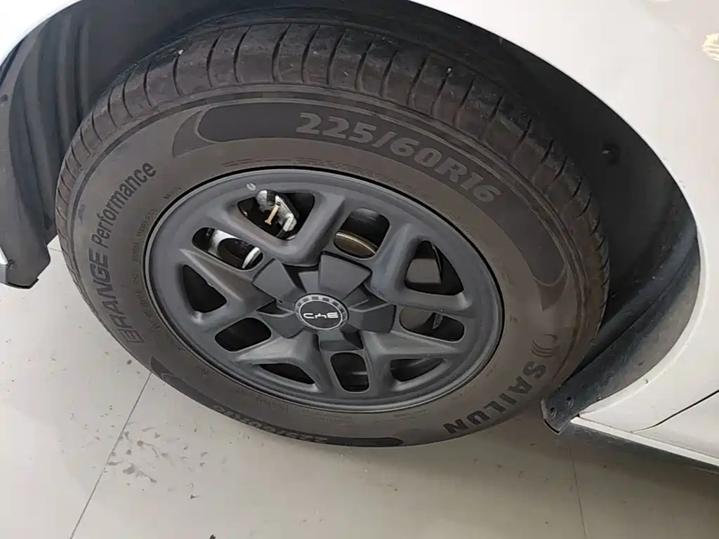 BYD Seal 05 DM-i — миниатюра 23