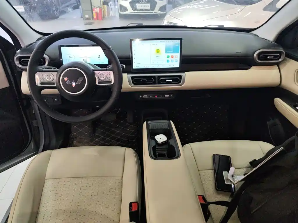 Wuling BinguoPLUS PLUS 2024 330km мест