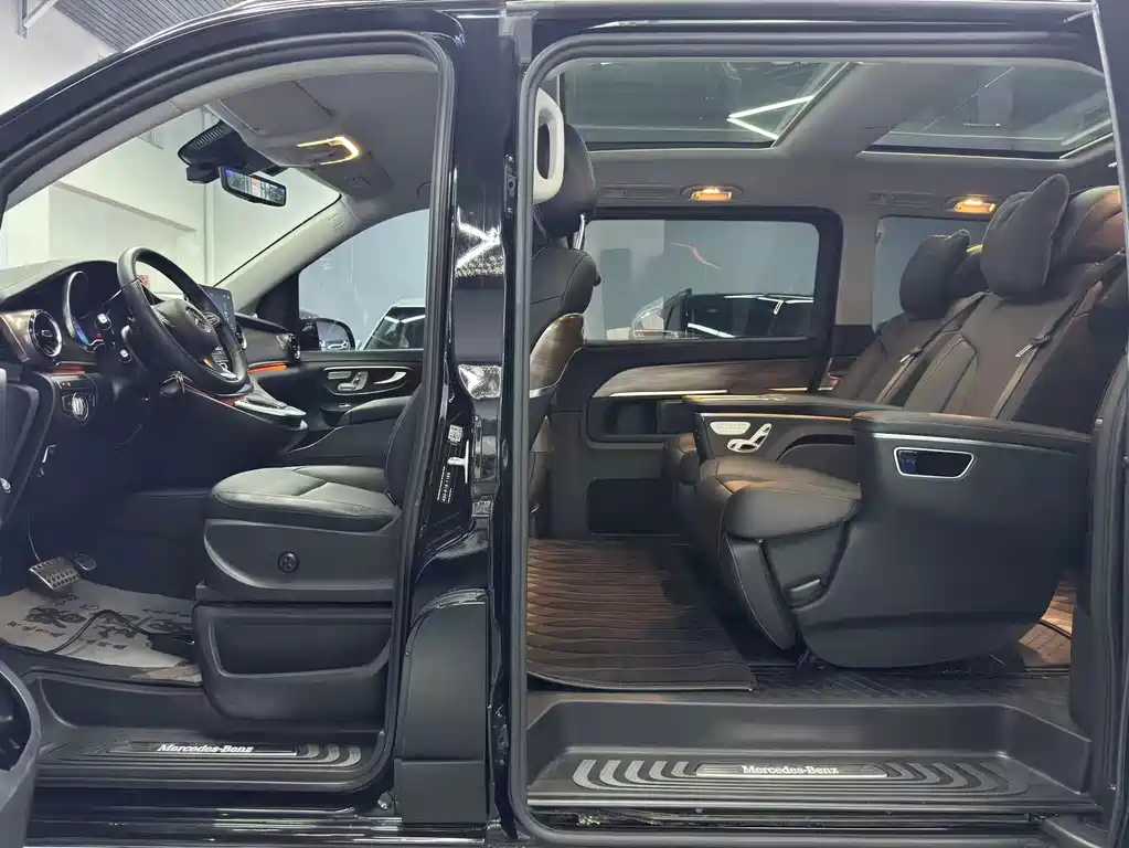 Mercedes-Benz V-Class — миниатюра 9