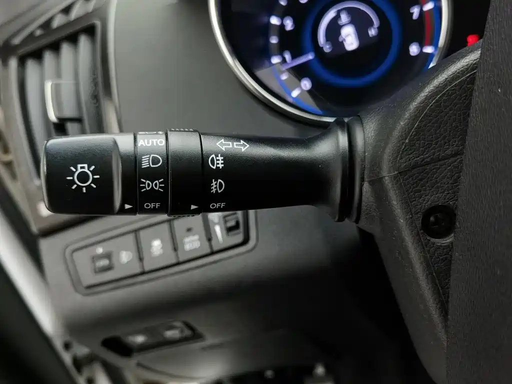 Hyundai Sonata — миниатюра 21