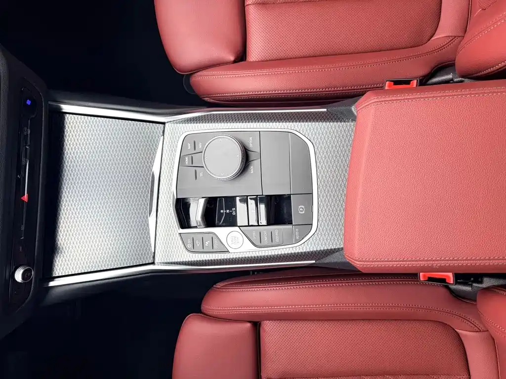BMW 3 Series — миниатюра 8