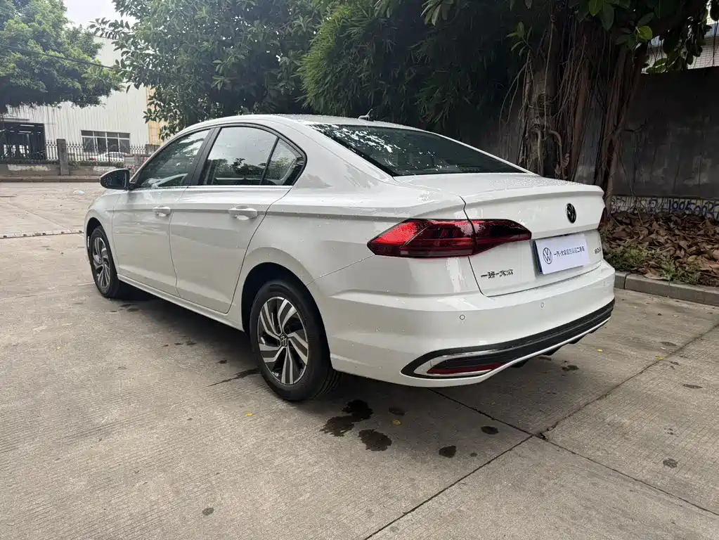Volkswagen Bora — миниатюра 16