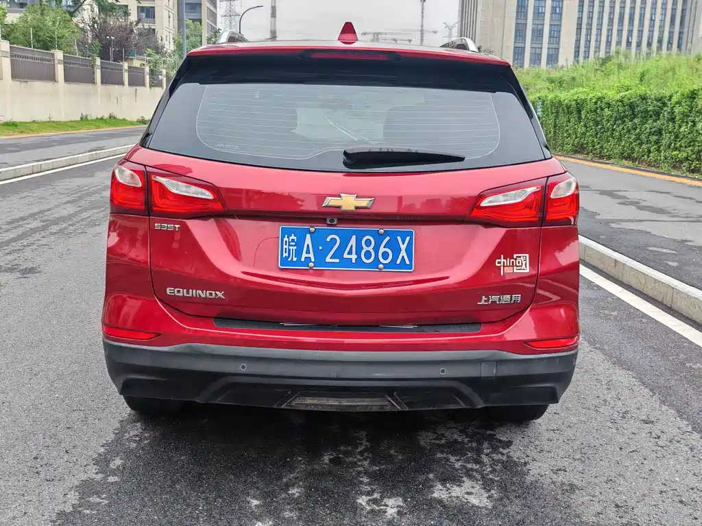 Chevrolet Equinox — миниатюра 7