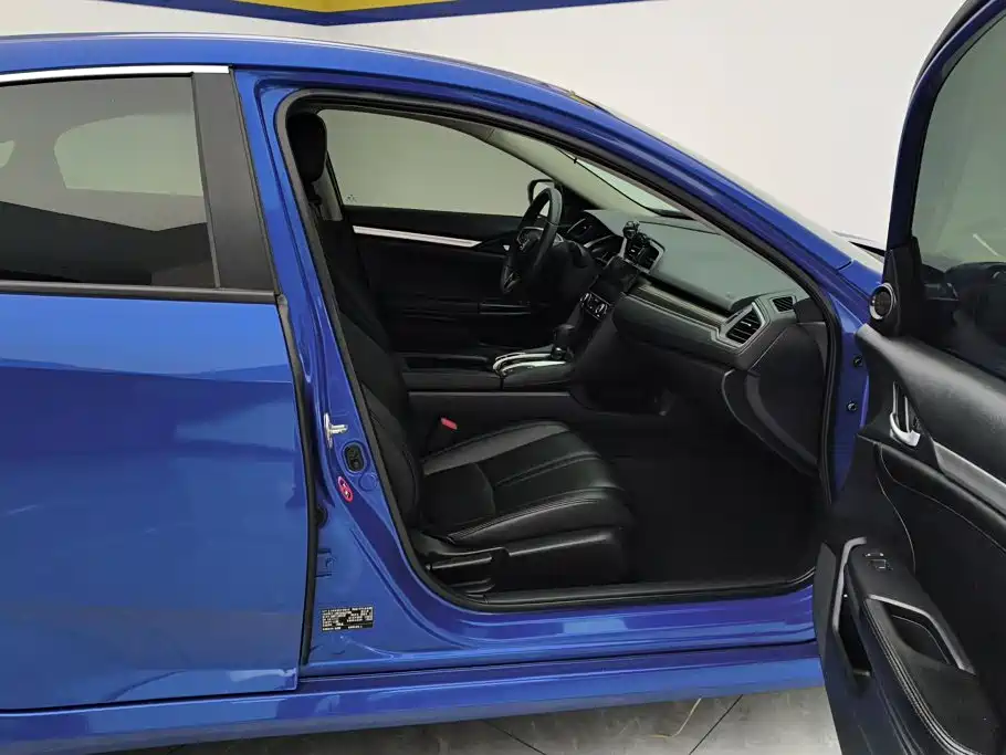 Honda Civic — миниатюра 8