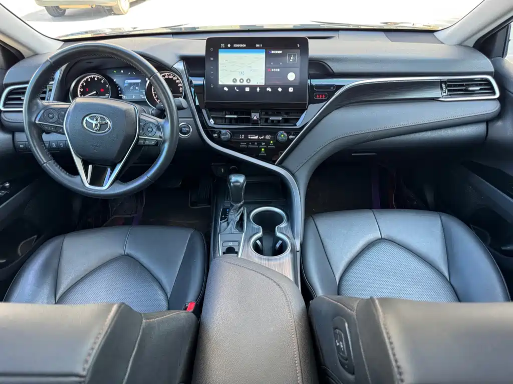 Toyota Camry — миниатюра 13