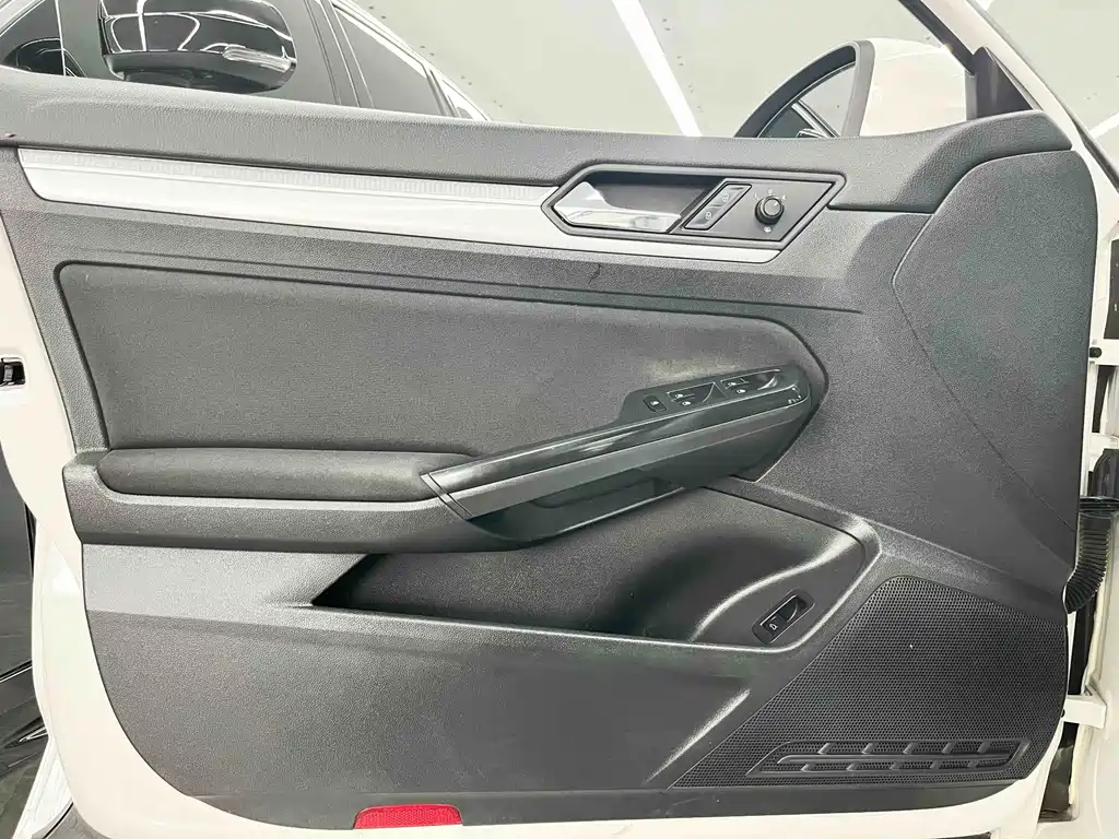 Volkswagen Lamando — миниатюра 12