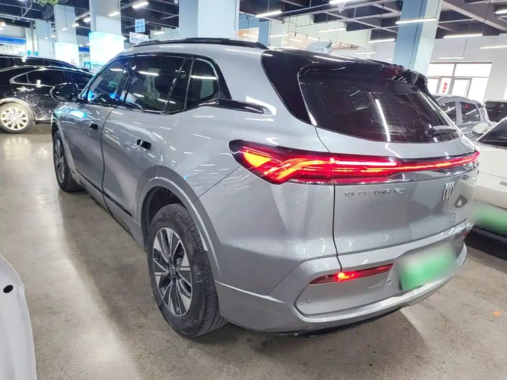 Buick E5 — миниатюра 5