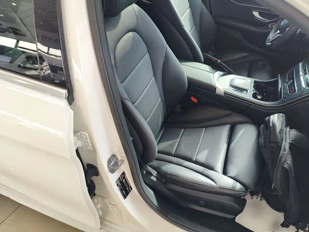 Mercedes-Benz C-Class (Import) — миниатюра 20