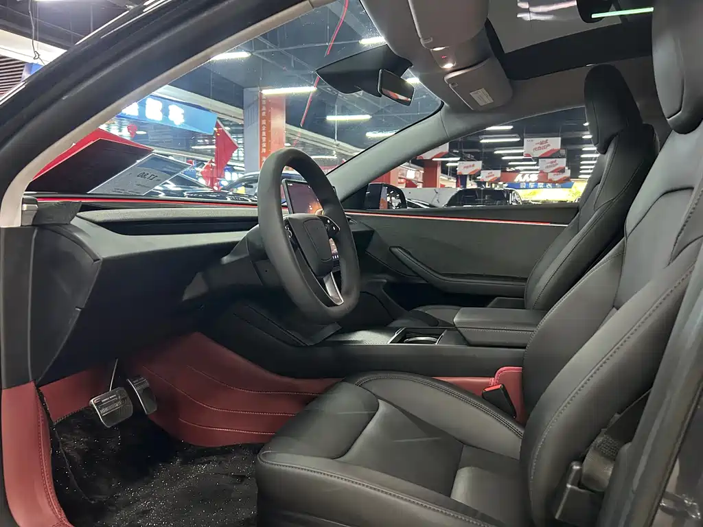Tesla Model 3 — миниатюра 4