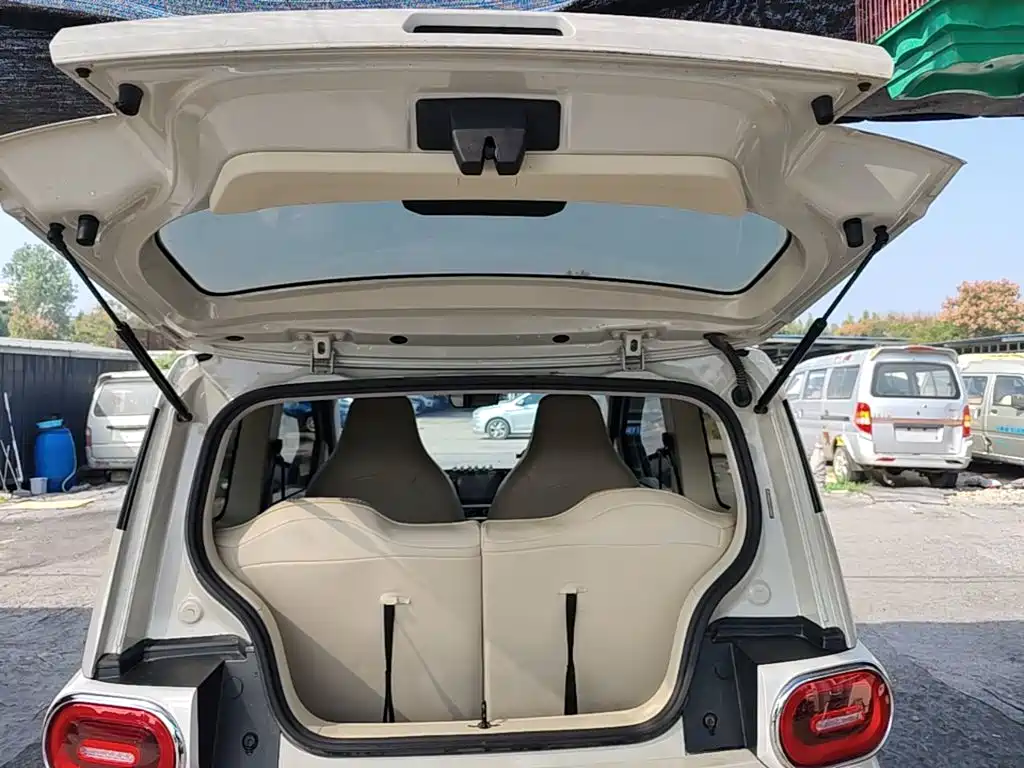 Wuling MINIEV — миниатюра 19