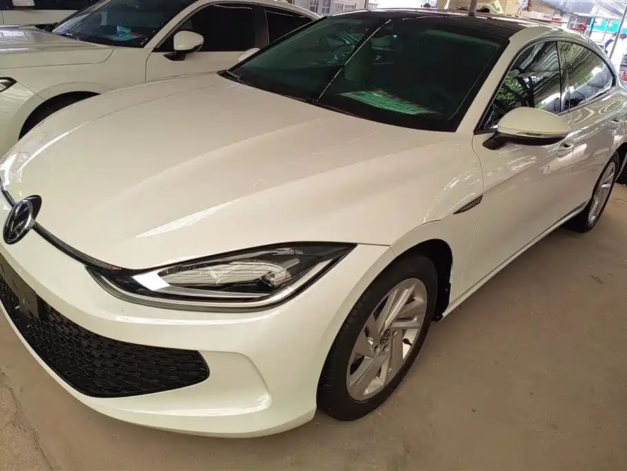 Купить Volkswagen Lamando