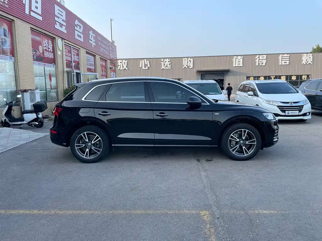 Audi Q5L — миниатюра 4