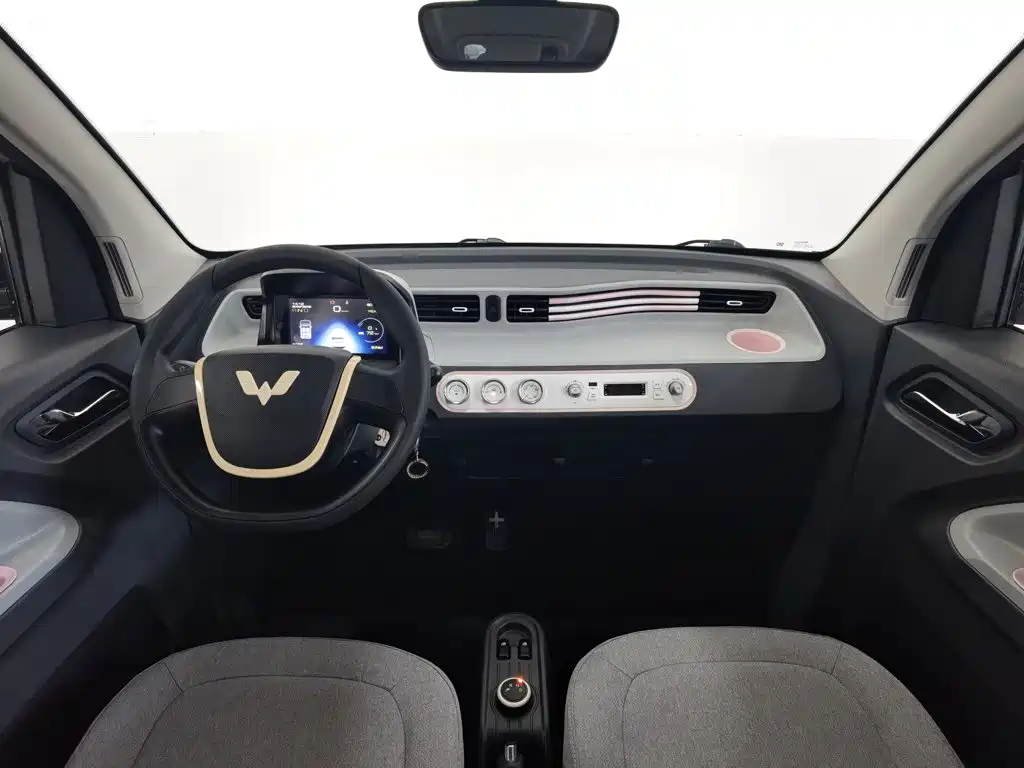 Wuling MINIEV — миниатюра 5