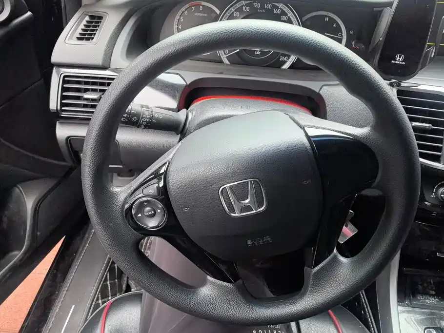 Honda Accord — миниатюра 15
