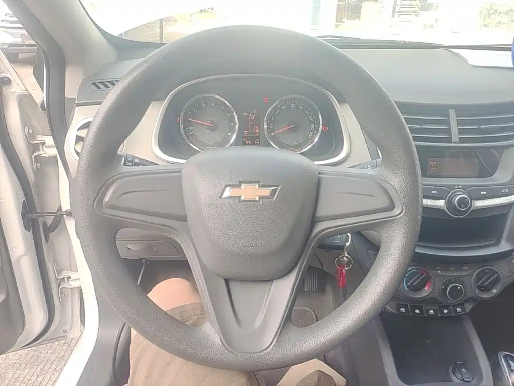 Chevrolet Sail — миниатюра 11