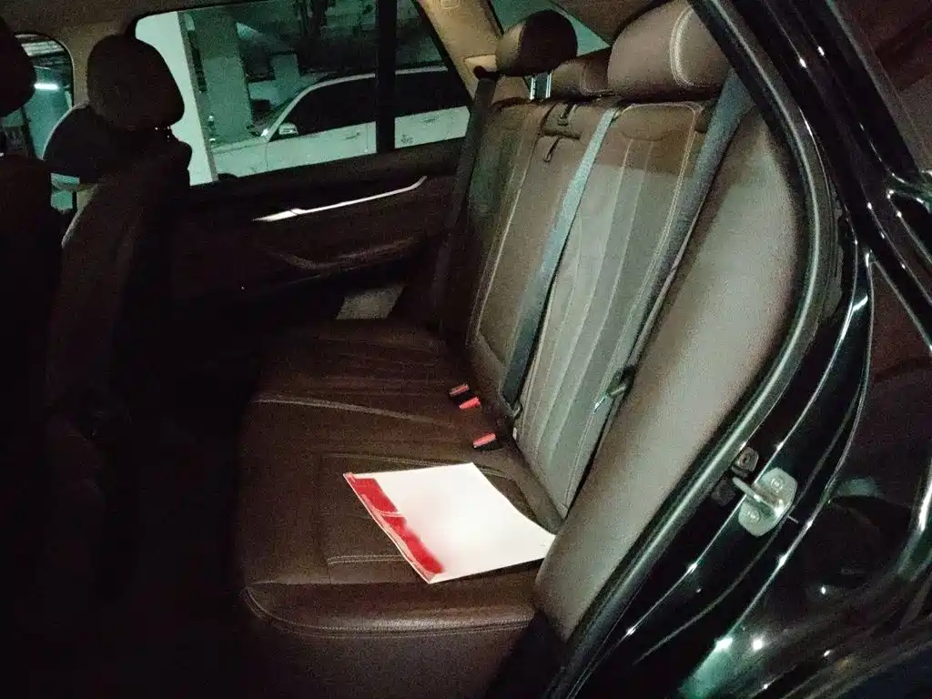 BMW X5 (Import) — миниатюра 15