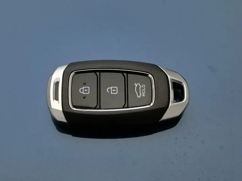 Hyundai Elantra — миниатюра 19