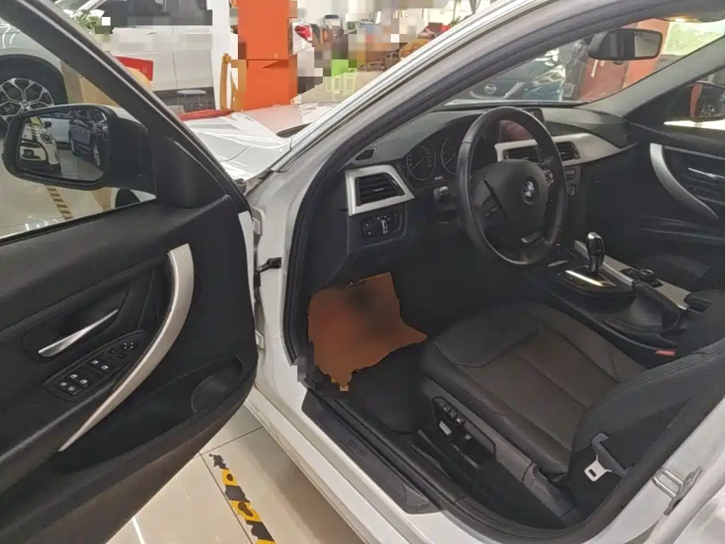 BMW 3 Series — миниатюра 16