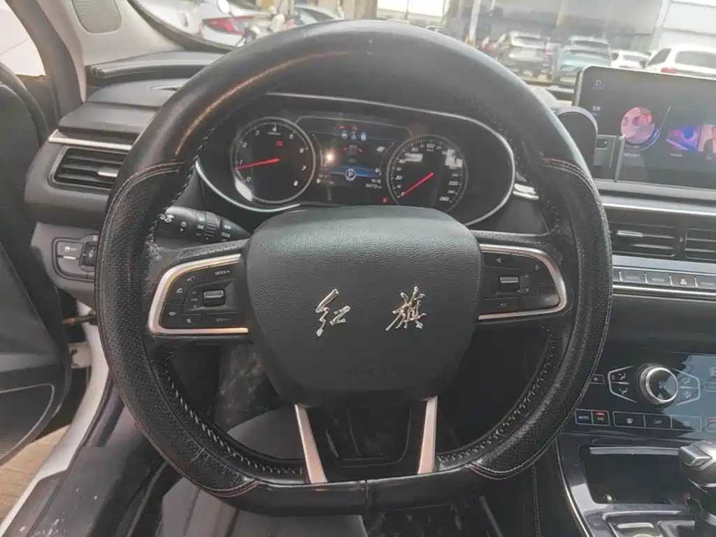 Hongqi Hongqi H5 — миниатюра 11