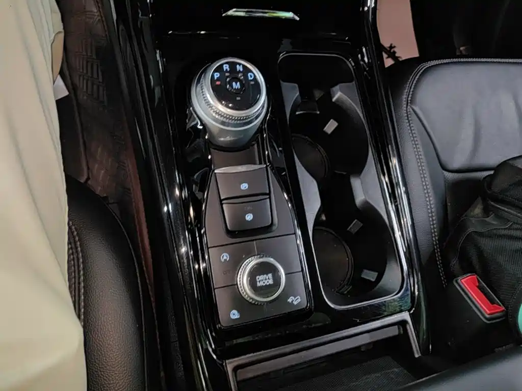 Ford Explorer — миниатюра 14