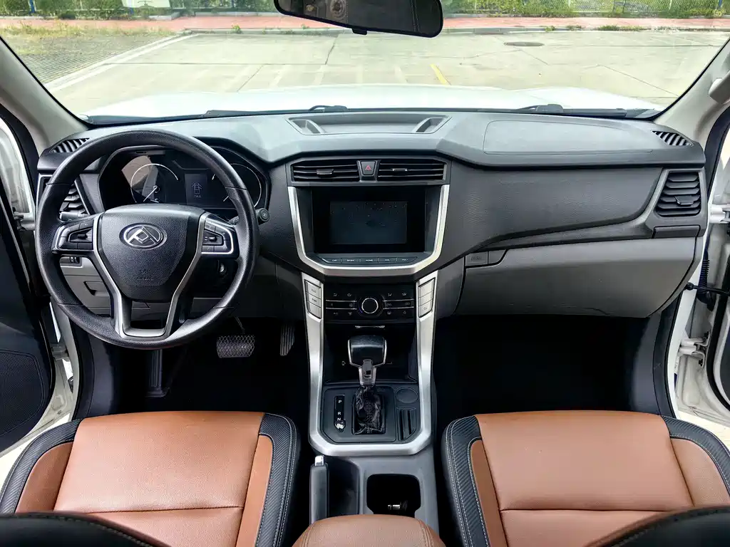 MAXUS T70 — миниатюра 12