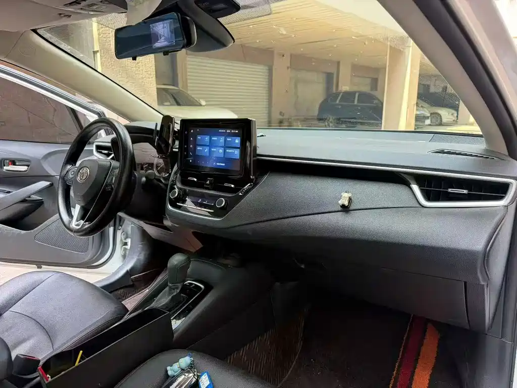Toyota Corolla — миниатюра 7