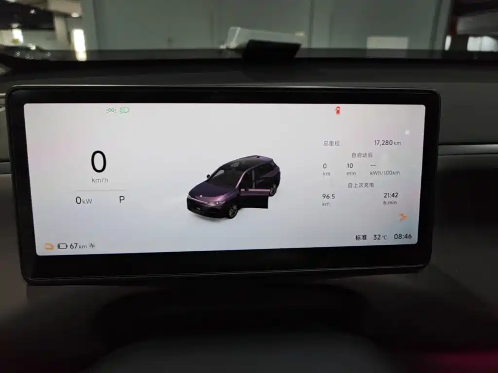 Leapmotor Leapmotor C10 — миниатюра 12