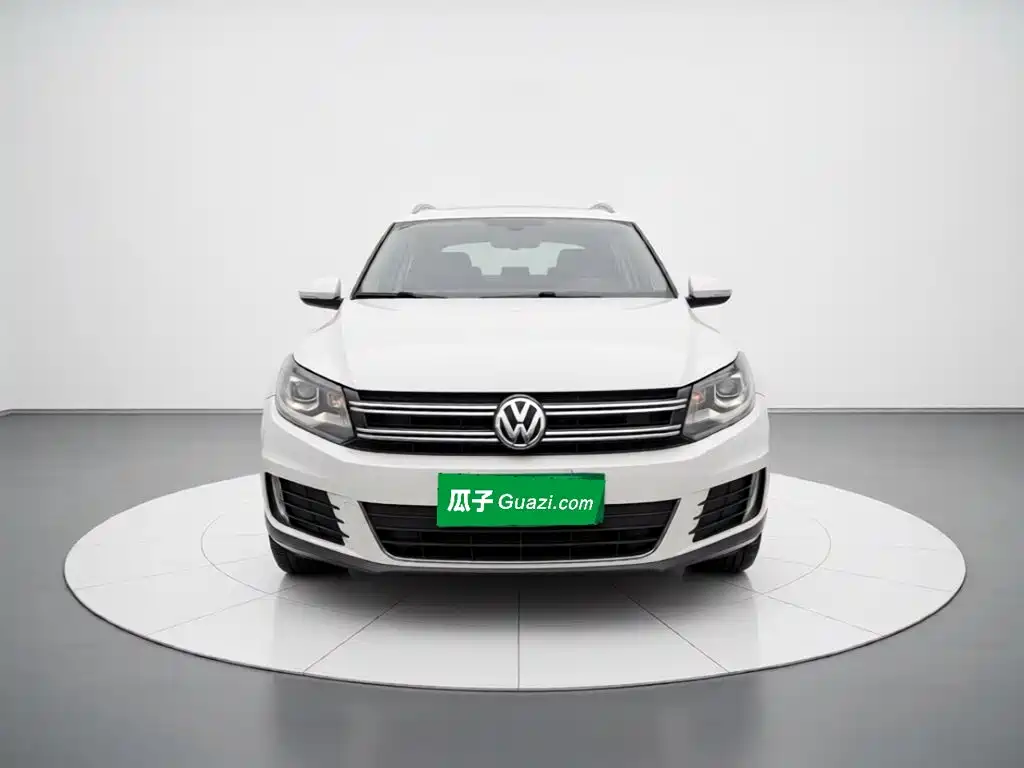 Volkswagen Tiguan — миниатюра 2