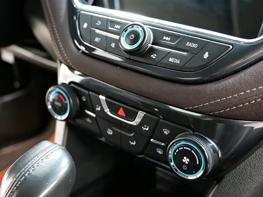 Chevrolet Malibu — миниатюра 12