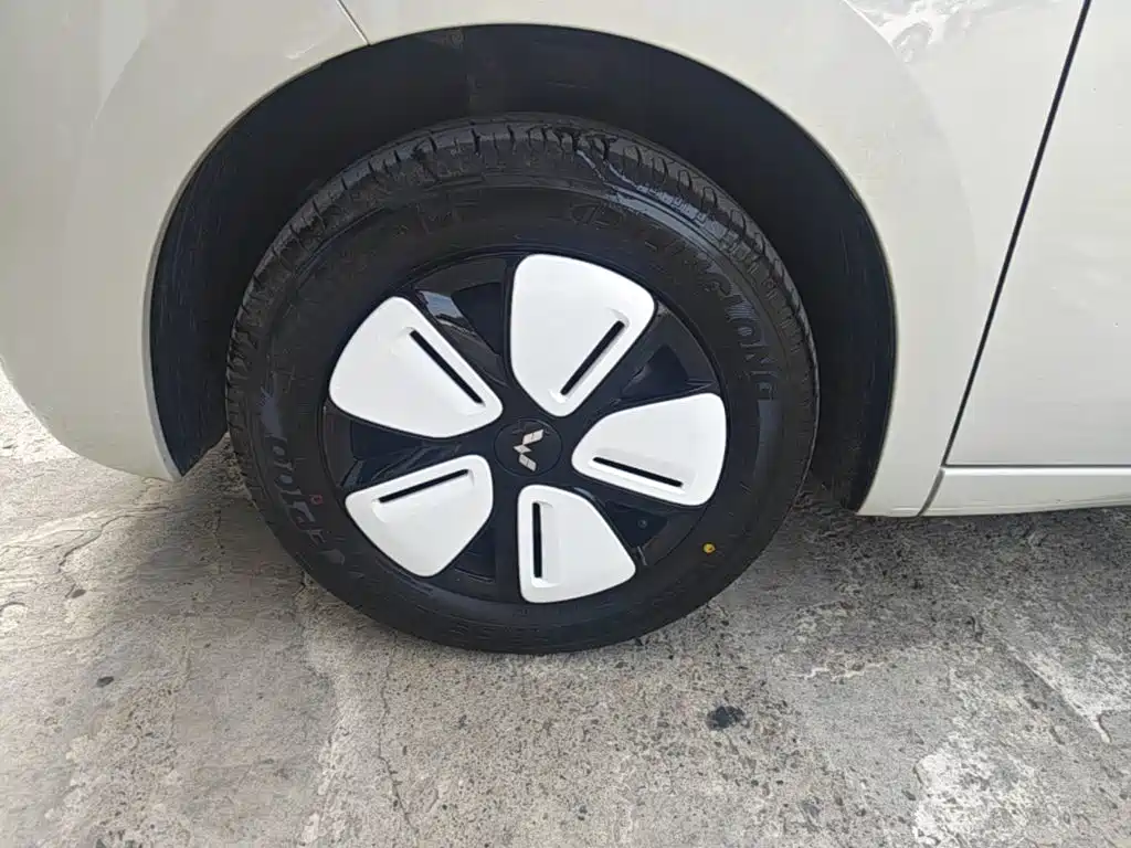 Wuling MINIEV — миниатюра 23