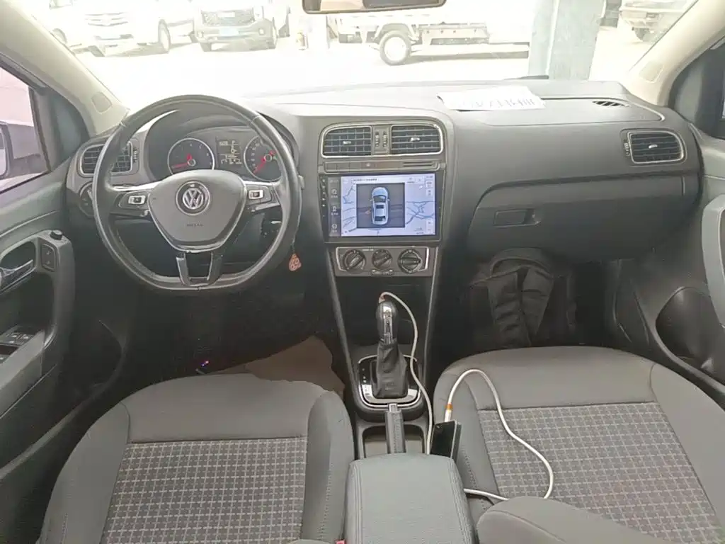 Volkswagen Polo — миниатюра 10