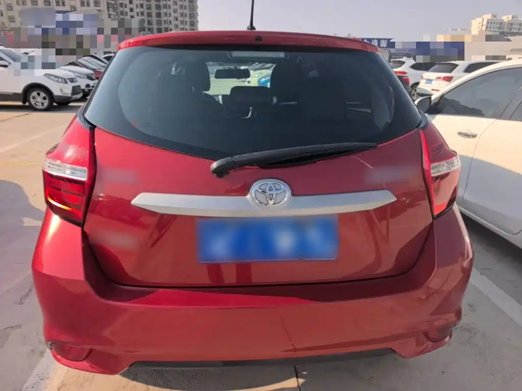 Toyota Yaris L — миниатюра 6
