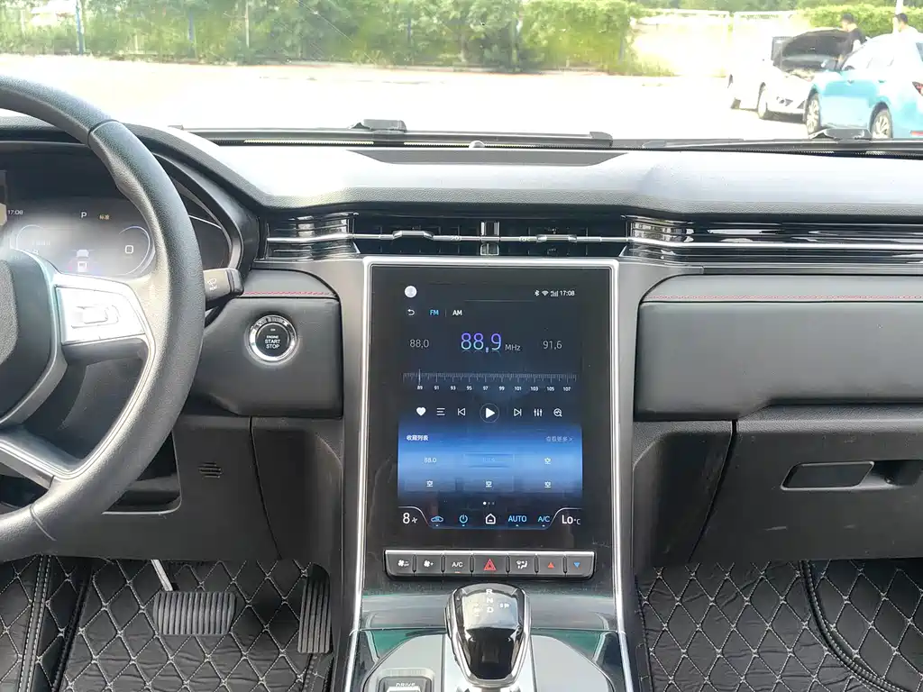JAC JAC T8 — миниатюра 16