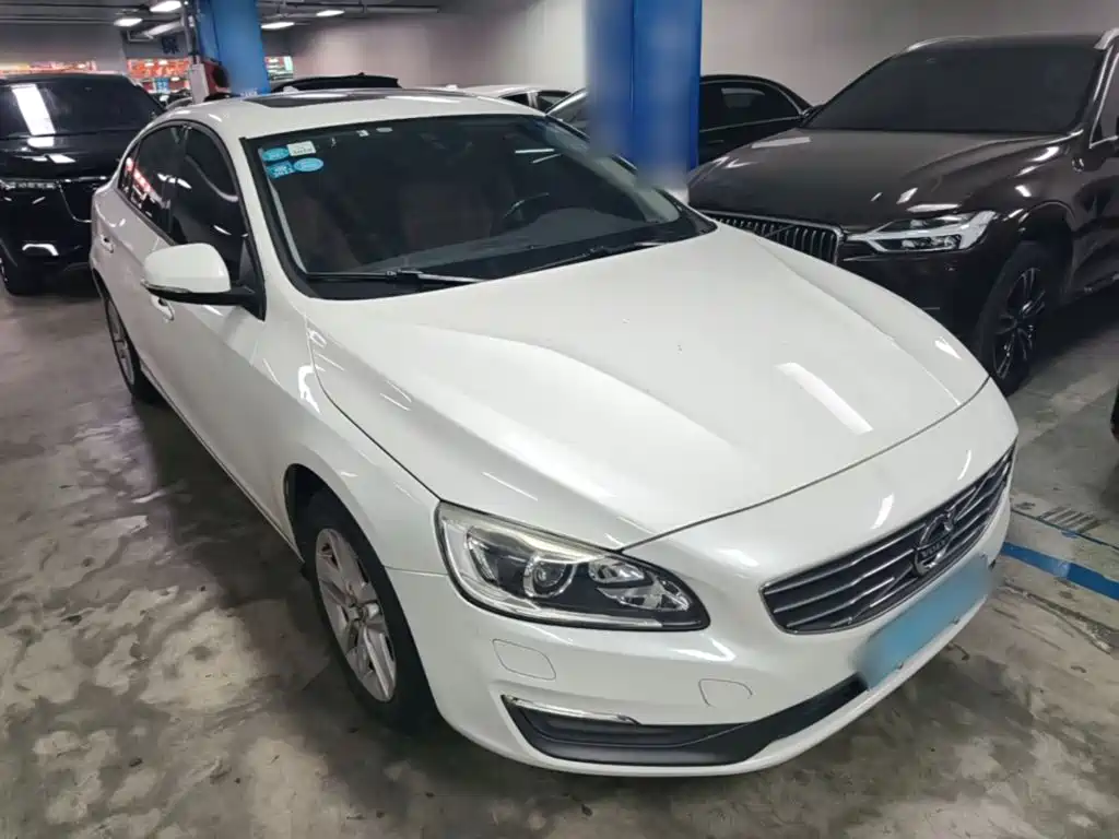 Volvo S60 — миниатюра 4