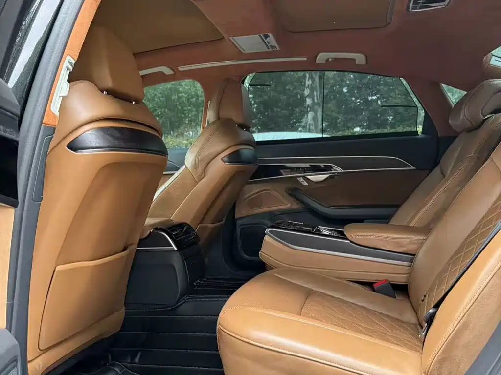 Audi A8 — миниатюра 8