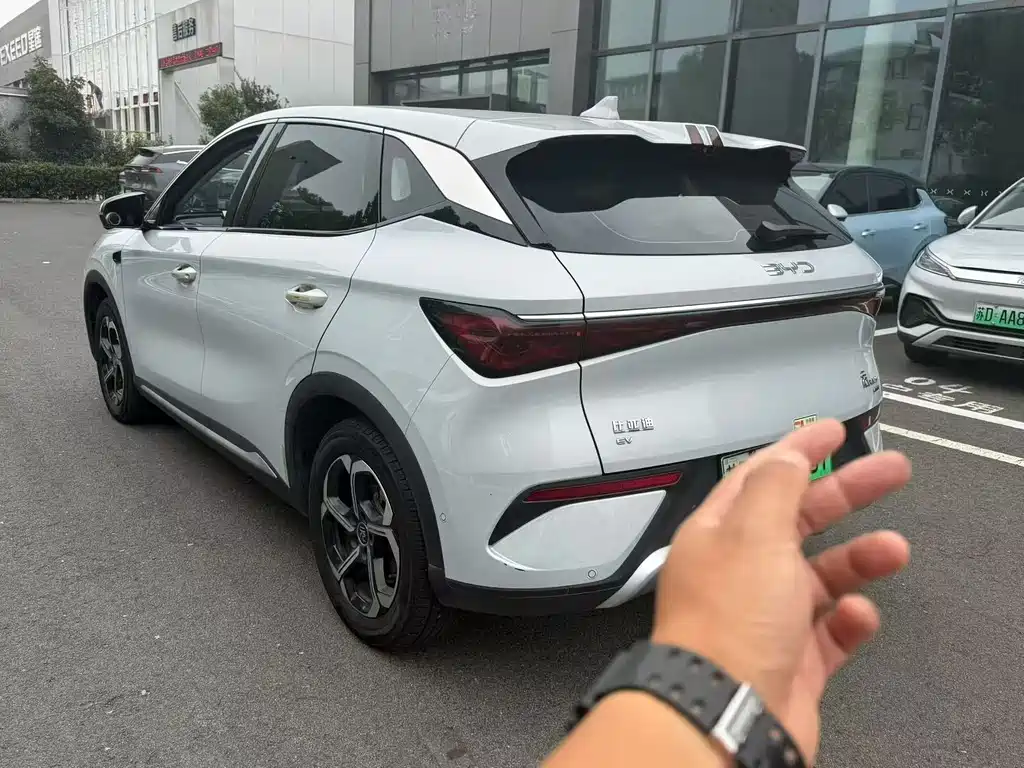 BYD Yuan Plus — миниатюра 3