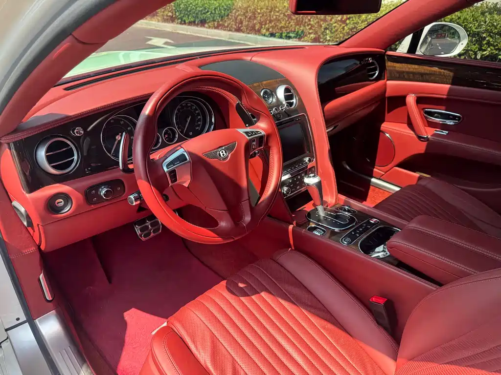Bentley Flying Spur — миниатюра 9