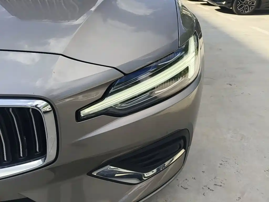 Volvo S60 — миниатюра 24